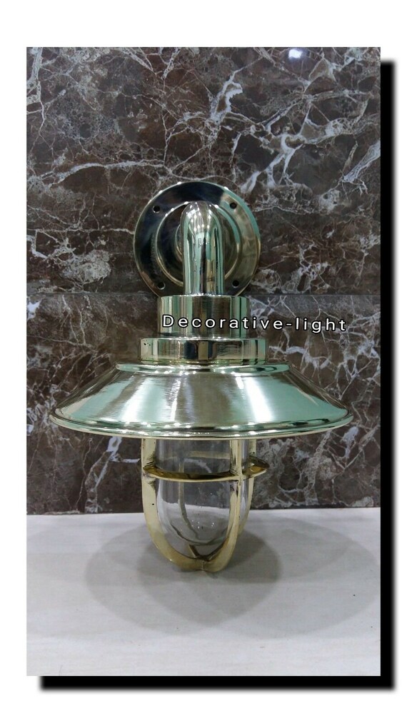 Reconditioned & Polished Rare Find Brass 90 Degree Ships Bulkhead Wall Light 
