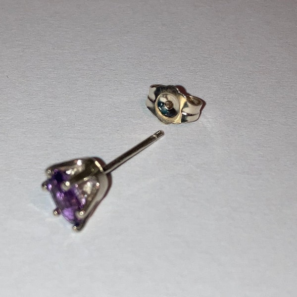 Amethyst Gemstones HAndset in Sterling Silver Stud Earrings