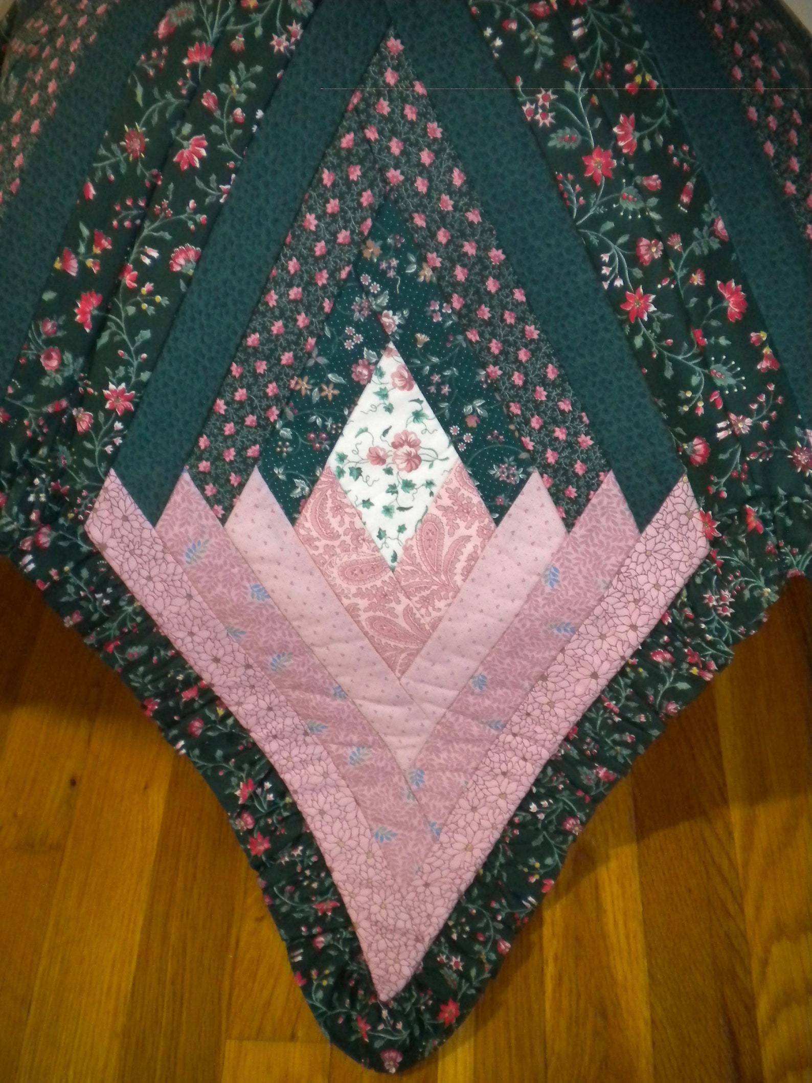 Diamond Log Cabin Quilted Tree Skirt Etsy