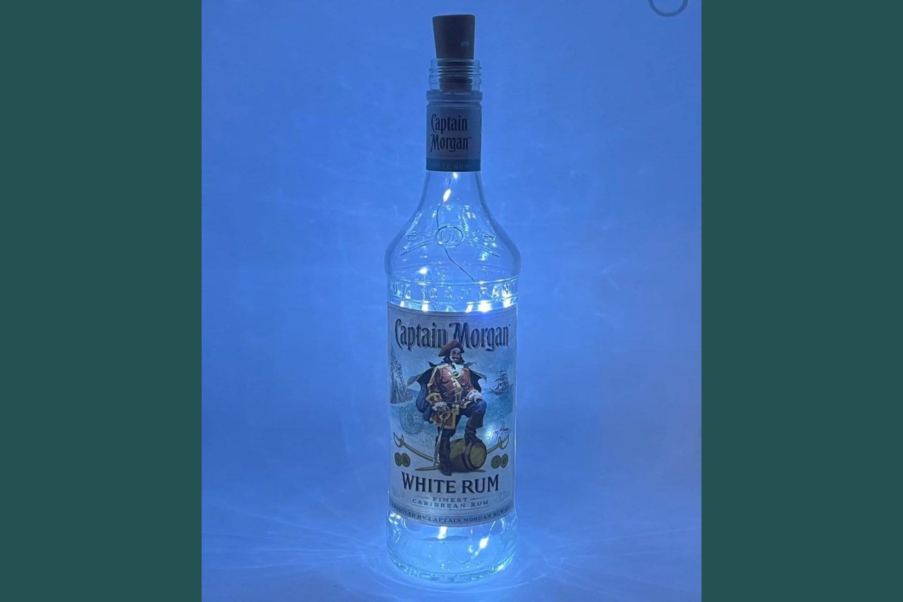 Captain Morgan スパイスラム 宝箱ボトルライト　照明 Captain Morgan スパイスラム 宝箱ボトルライト照明