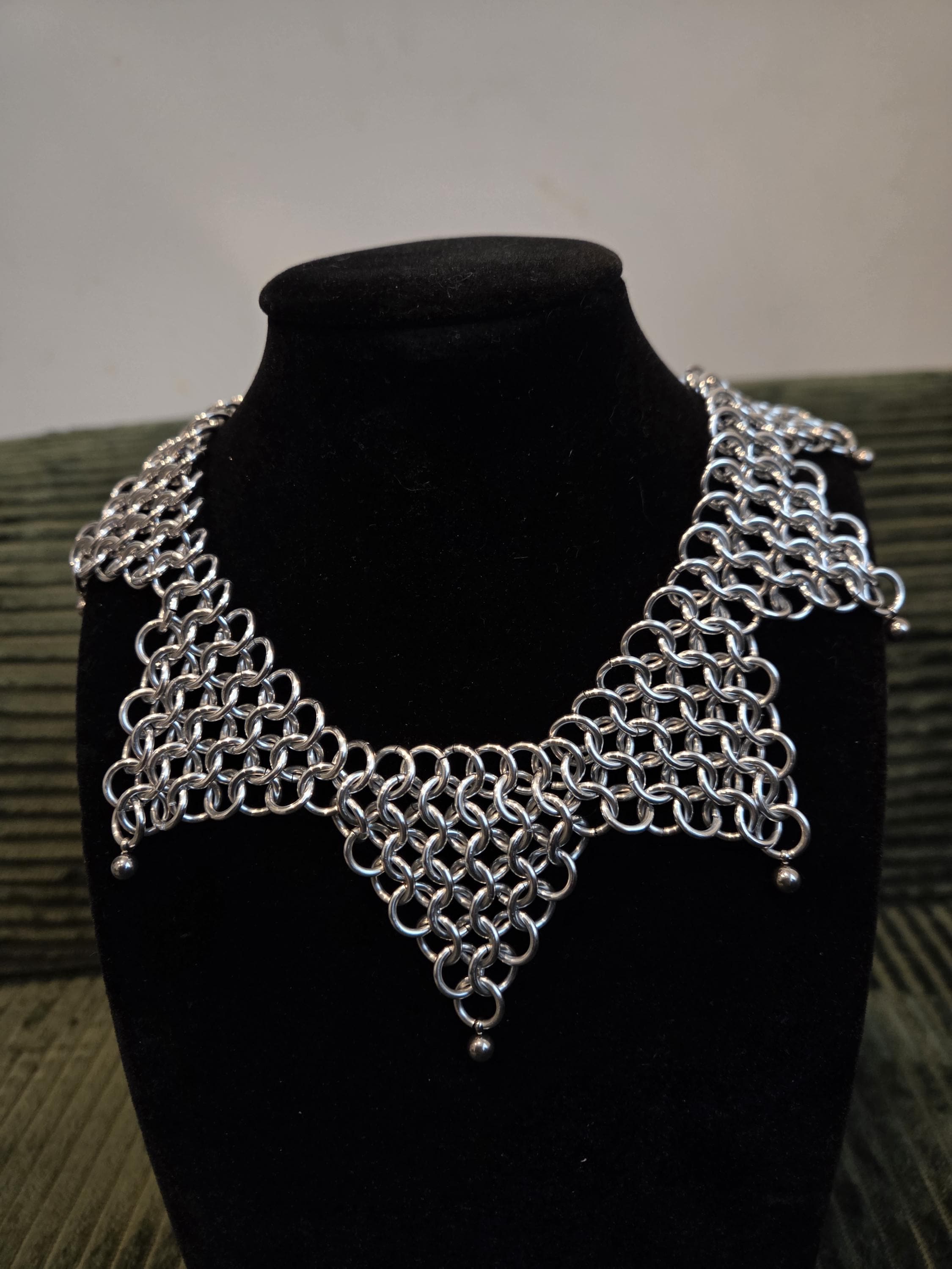 Chainmail Triangle Necklace - Etsy