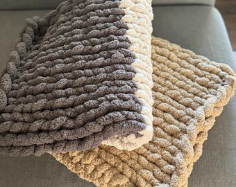 Chunky Knit Baby Blanket|Baby Shower Gift|New Mom Gift|Custom Handmade Baby Gift|Baby Photography|Soft and Comfy Throw|Baby Blanket