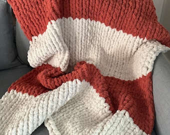 Stripe handmade chunky knit chenille blanket, Farmhouse throw blanket, Housewarming gift, New Mom, Picnic blanket, Grad gift, Gift for Him