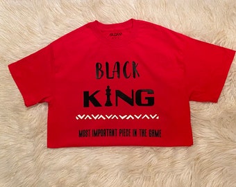 Black King Most important piece of the game customizable T-shirt