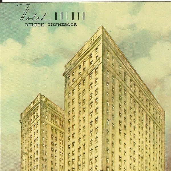 RARE--Vintage 1940's Postcards--Hotel Duluth in Duluth, MN