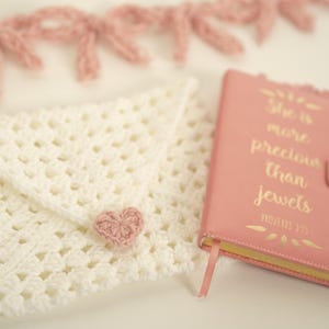 Envelope Crochet Book Cover