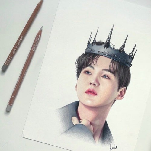 BTS Suga dibujo a lápiz de color : IMPRIMIR de fanart original - Etsy México