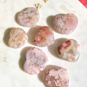 Flower agate heart palms, flower agate crystal, flower agate palm stones, Sakura agate crystal