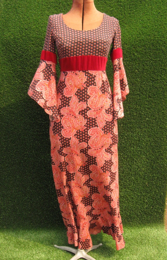 vintage 60's medieval kaftan caftan paisely mermai