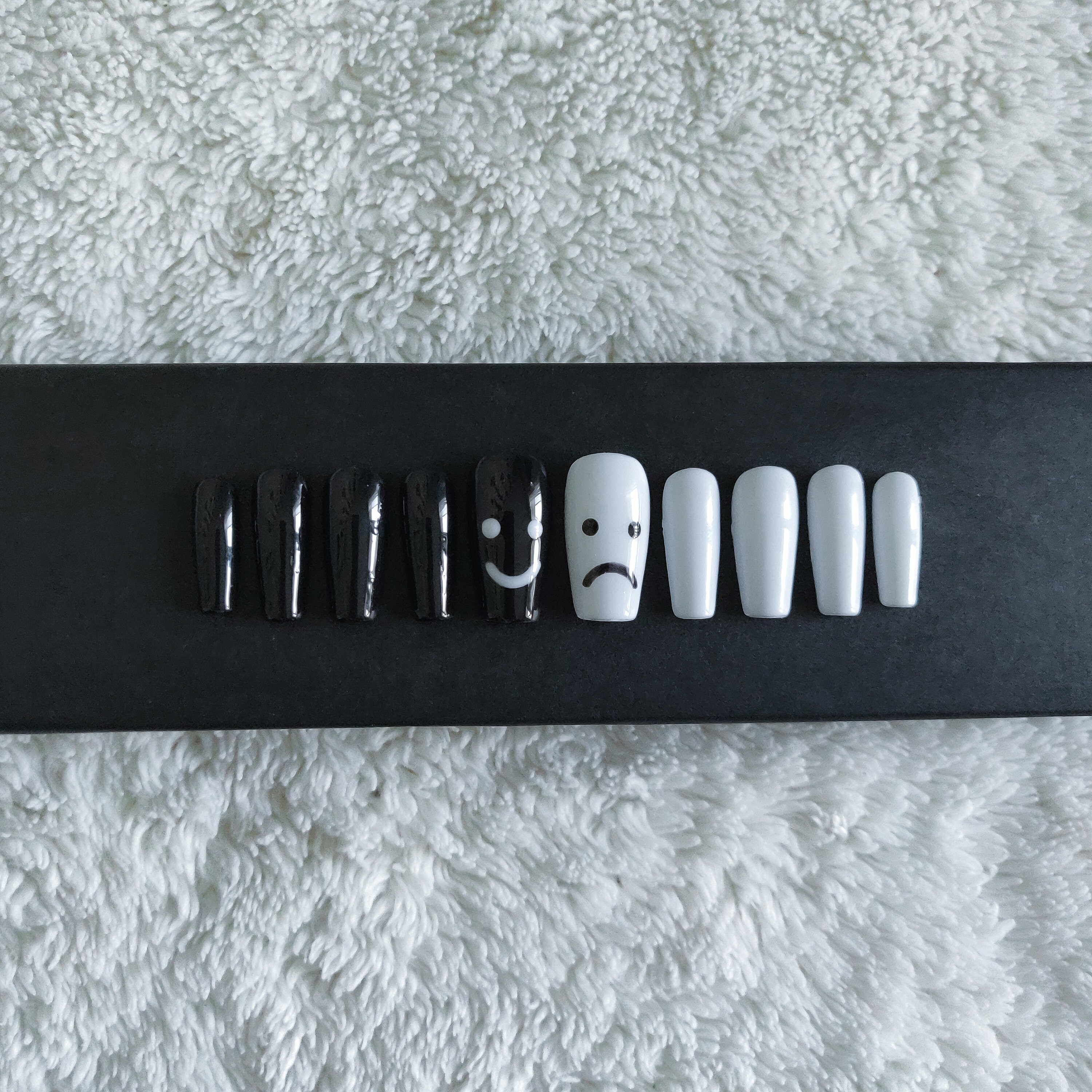 Black And White Smiley And Sad Face Coffin Shaped Etsy Belgie