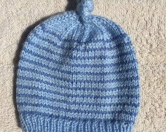 Hand Knit Knotted Baby Toque
