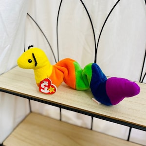 Vintage Inch the Worm - Retired Beanie Baby