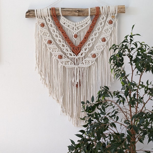 Large personalized hanging macramé, colored wall hanging, boho chic and eco responsible decoration, customizable color