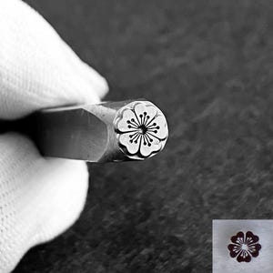 7mm Sakura/lotus/rose/flowers Cartoon Steel Punches Jewelry Metal, Leather Stamping Tools Bracelet DIY Craft Tool, Jewelry Making For Gift