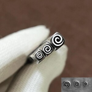 Punzones de acero con textura en espiral para joyería, metal y cuero. Herramientas para estampar pulseras y hacer joyas. Ideal para regalar.