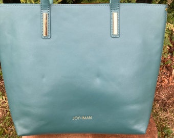 joy iman tote