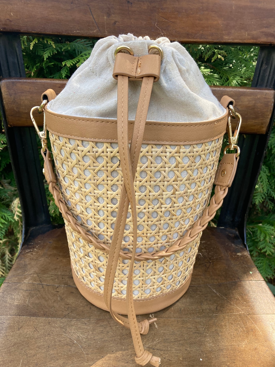tommy bahama bucket tote