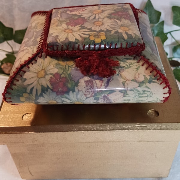 1900's Handmade Antique Celluloid Trinket Gift Box.