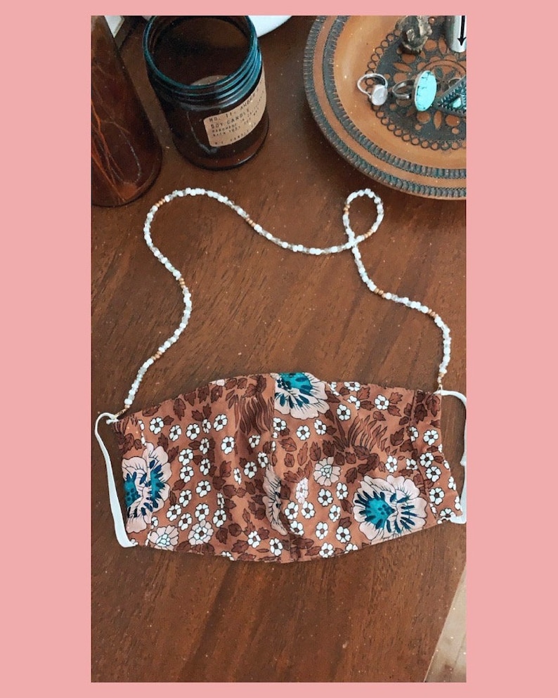 MAEGHAN face mask necklace 23 Adult sizeFace Mask Holder Face Mask Beaded Chain