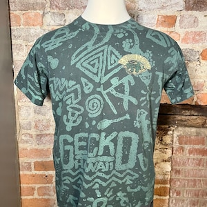 Vintage Gecko Hawaii Single Stitch AOP (All Over Print) Tee (L)