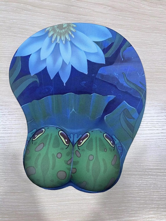 PREORDER Lilypad Frogs in Love 3D Mousepad