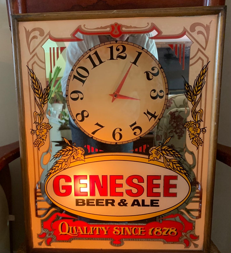 Vintage Genesee Light up Clock Beer Sign Breweriana Genesee Etsy