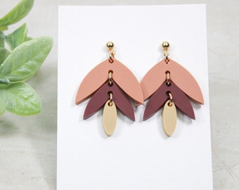 3 tiered drop leaf earrings, fall theme earrings, acrylic fall leaf earring, statement earring, chunky earring for women, Fall color jewelry