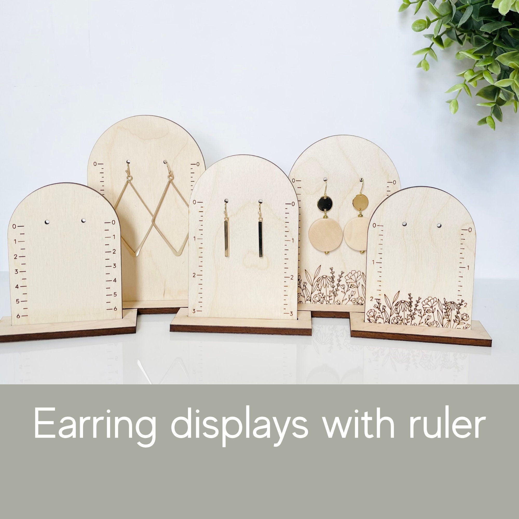  HULISEN Earring Display Stands for Selling, Adjustable Height Earring  Displays for Vendor Events, Craft Shows, Jewelry Display Rack Holder with  Wood Tray for Selling Earring Cards, Keychains, 30 Hooks : Clothing