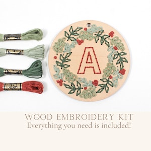 Gepersonaliseerde borduurset voor beginners, doe-het-zelf kerstornament, initiaal, gepersonaliseerd kerstcadeau, cadeaus onder de 20 jaar, best