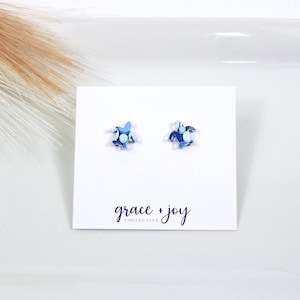 Orecchini a bottone a forma di tartaruga marina, piccoli orecchini a bottone a forma di tartaruga per bambine, orecchini da spiaggia, orecchini per le vacanze, regalo di compleanno per amiche, acrilico