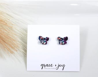 Clous de boucles d'oreilles papillon, boucles d'oreilles florales, premières boucles d'oreilles pour petites filles, cadeau piercing d'oreille, petits clous, cadeau d'anniversaire pour fille de 8 ans