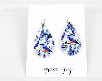 Pendientes de pájaro azul acrílicos, pendientes de lágrima de pájaro, pendientes para amantes de la naturaleza, regalo para amantes de las aves, regalo por la pérdida de un ser querido, regalo de pájaro azul para ella