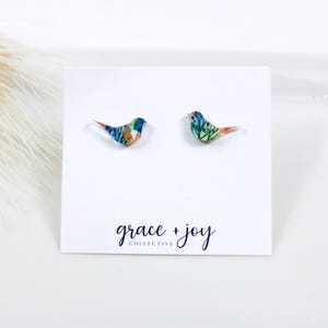 Bird earrings stud, small stud earrings, songbird earring, birthday gift for bird lover, nature lover gift, colorful earring acrylic