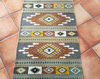 Authentic Zapotec Rug (Maguey) Old Traditional pattern {Agave}*Zapotec Diamonds* 100% Wool and Natural Dyes. 32&quot;in W x 59&quot;in L.