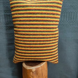 Authentic Zapotec Pillow Cover ( Moderno ) * Rayas * 100% Sheep Wool and Natural Dyes. 16"in W x 20"in L.