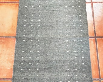 Autentico tappeto zapoteco (moderno) 100% lana di pecora e coloranti naturali. 24" di larghezza x 39" di lunghezza.