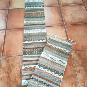 Authentischer Zapotec-Läufer (Regen & Berg), 100 % Schafwolle und natürliche Farbstoffe. 13 Zoll B x 79 Zoll L.