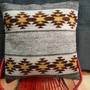 Authentic Zapotec Pillowcase. ( Zapotec Symbols ) *Diamonds* 100% Wool and Natural Dyes. 19"in W x 19"in L.