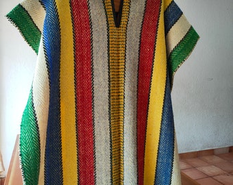 Authentic Zapotec Ponchos ( one Size Adult ) *Unisex* 100% Wool and Natural Dyes. 35"inW x 39"inL.