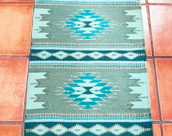 Authentic Zapotec Rug ( Velas y Diamantes ) *Traditional pattern* 100% Sheep Wool and Natural Dyes. 24"in W x 39"in L.