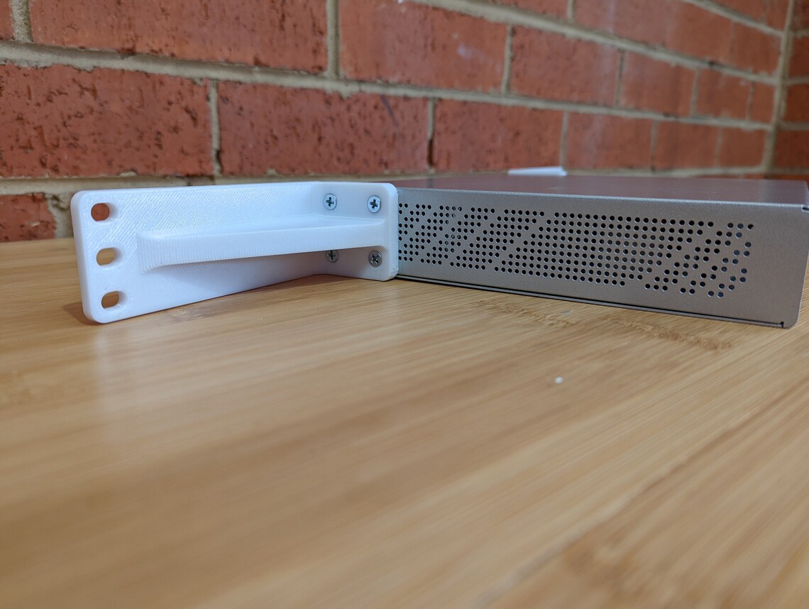 Ubiquiti Unifi Switch 8 150W Center Rack Mount Etsy