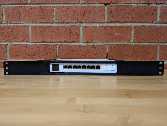 Rack Mount for Ubiquiti Unifi Enterprise / Professional Switch 8
