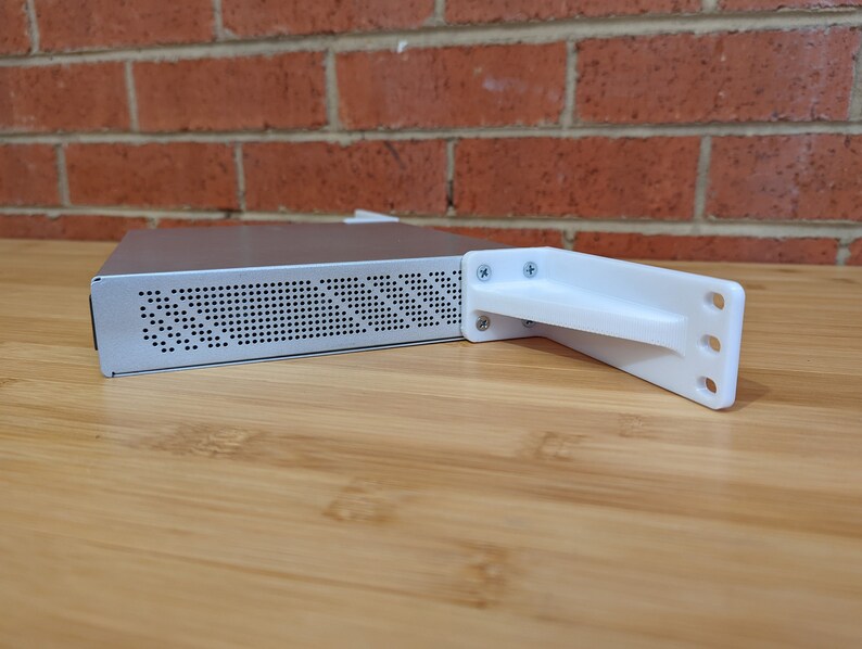 Ubiquiti Unifi Switch 8 150W Center Rack Mount Etsy