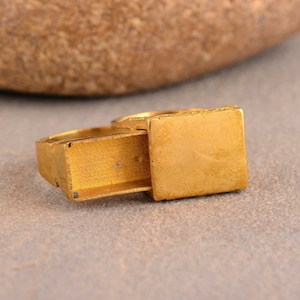 Open Poison ring, brass ring, engraved ring, Snuff ring, small box ring, message ring, medicine box, hidden box ring, signet ring, Gifts.
