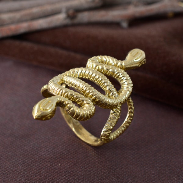 Double headed snake ring, snake ring, serpent ring, reptile ring, snake jewelry, two snake ring, gothic ring, long ring, full finger ring.