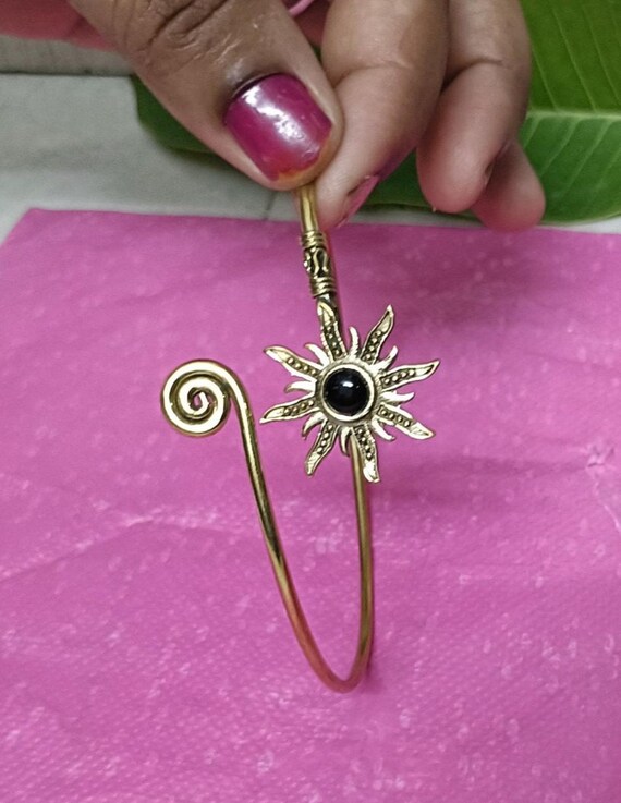 Gold Sun Obsidian Arm Cuff: Vintage Brass Bohemian Jewelry