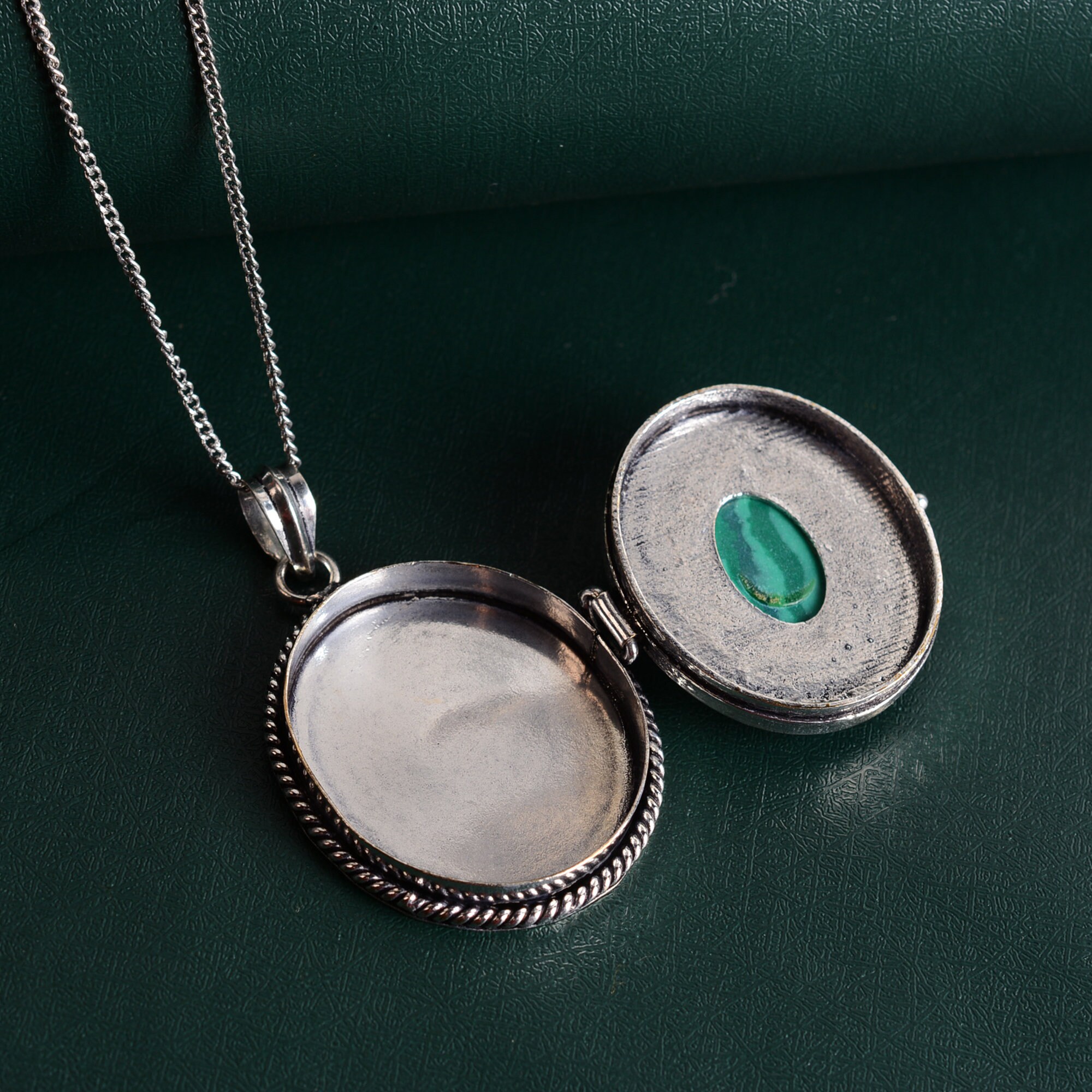 シルバーターコイズ宝石ペンダント、シルバーメッキペンダント