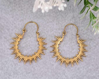 Gold Sun Hoop Earrings, Large sunburst hoop earrings, Spike brass earrings, Geometric Earrings, gift for her, Summer sale.
