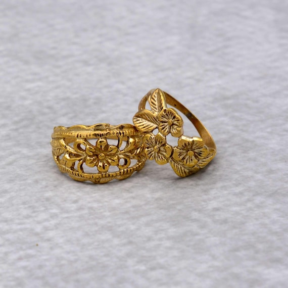 Brass Flower Ring: Vintage Gold Floral Leaf Ring - Etsy