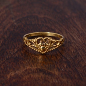 Bague coeur rempli d'or : délicate bague bohème empilable vintage